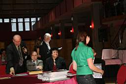Festivitate de premiere 080.jpg